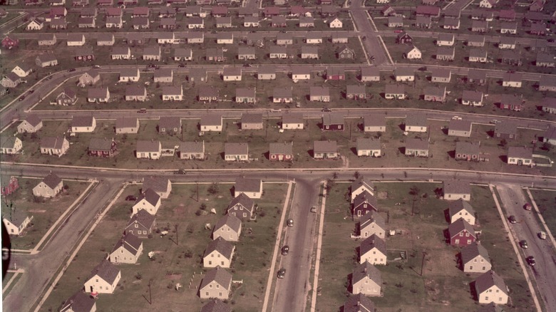 1950s aerial view of Levittown, New York