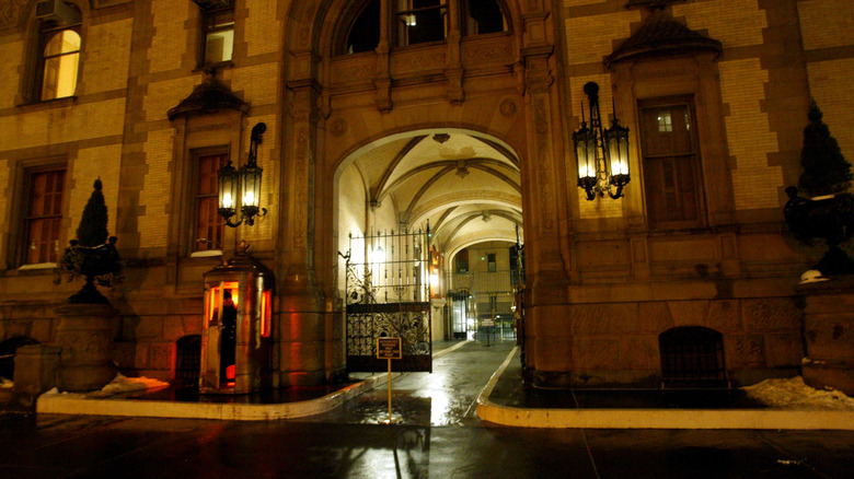 The entrance to the Dakota 2003