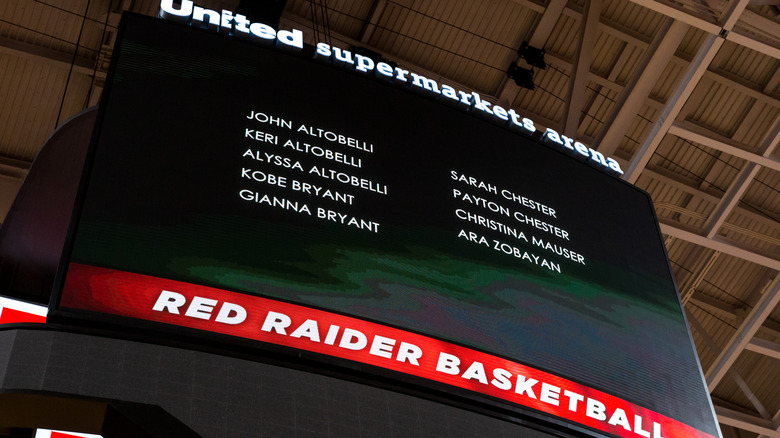 Texas Tech scoreboard with the nine crash victims 