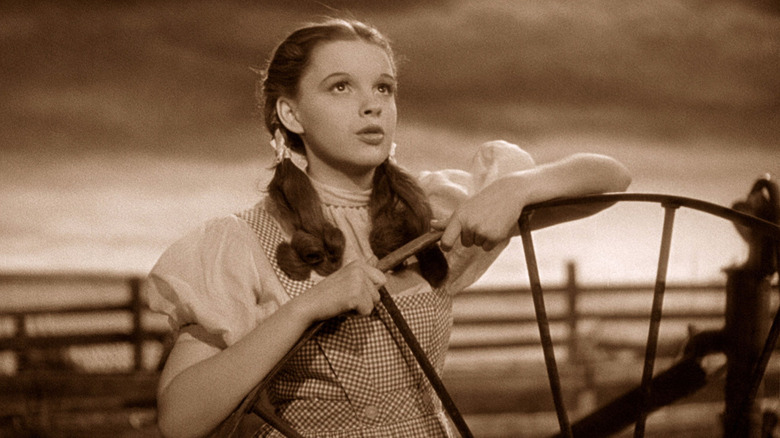 Judy Garland singing