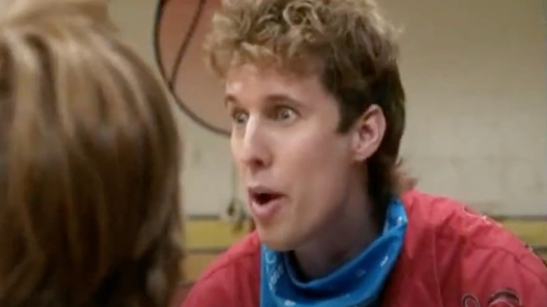 jon heder wide-eyed dressed as cowboy in gulliver quinn