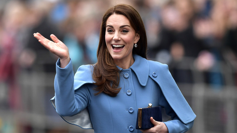 Kate Middleton waving to cameras