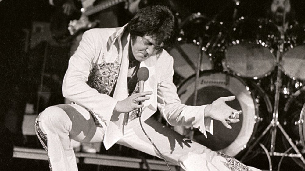 Elvis performing in 1977