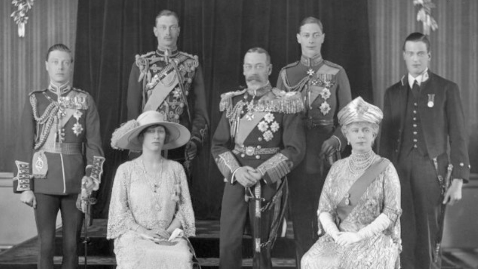 what-the-royal-family-looked-like-100-years-ago