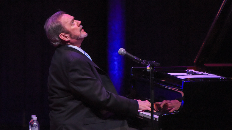 Jimmy Webb playing piano