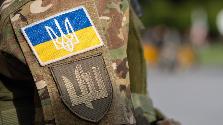 Tryzub patch on Ukrainian soldier's uniform