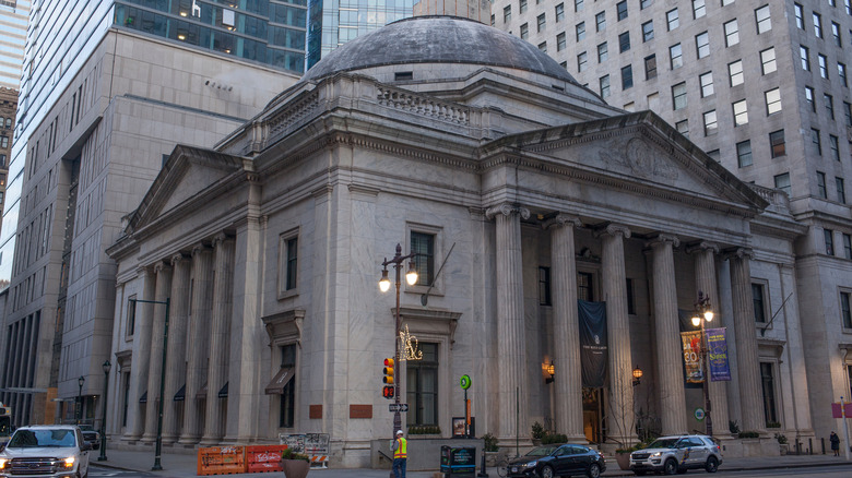 Exterior of Ritz-Carlton Hotel in Philadelphia