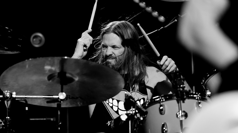 Taylor Hawkins at his kit