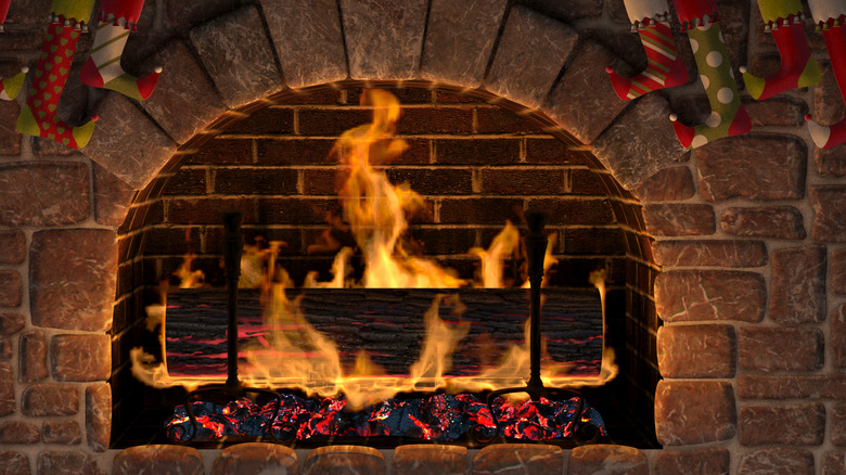 yule log fire stockings