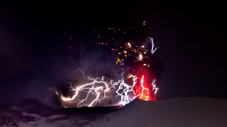 Volcanic lightning storm