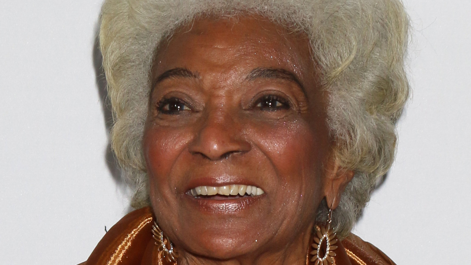 What We Know About Star Trek Star Nichelle Nichols' Tragic ...