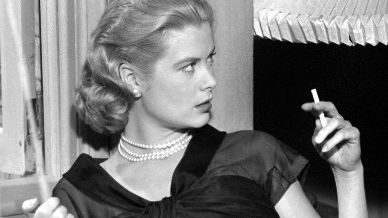 grace kelly bts pearls