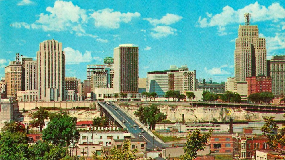 Vintage 1970s postcard of St Paul, Minnesota, where the Trail of Broken Treaties stopped to write its demands