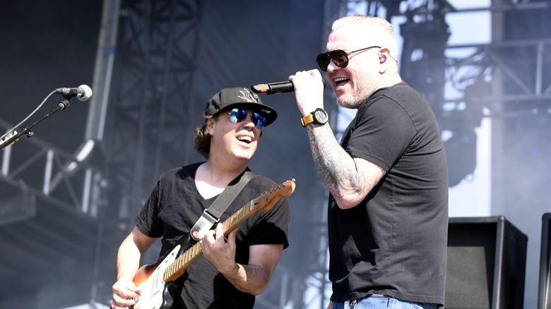 Smash Mouth performing live