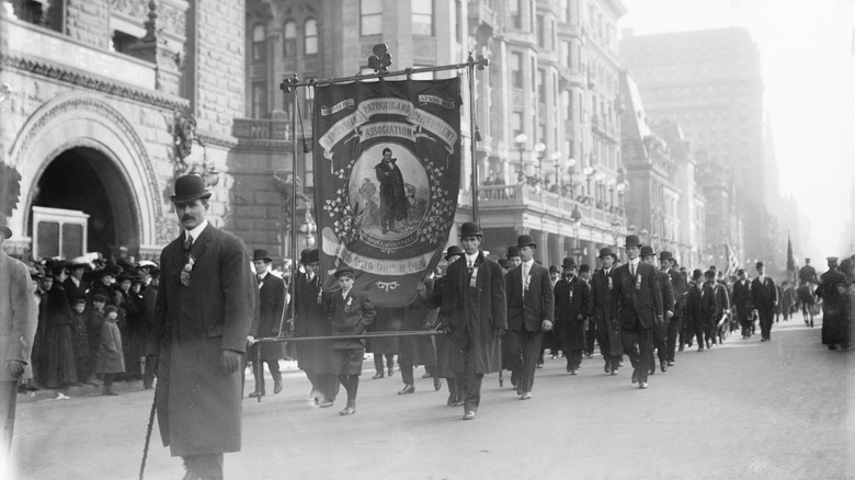 St. Patrick's Day parade, Manhattan, 1901