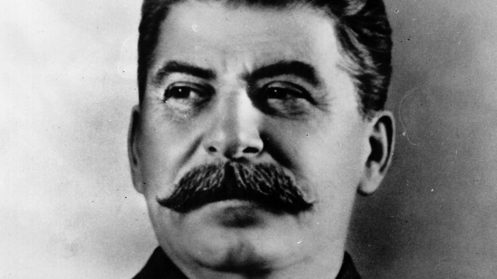 Сталин с прической элвиса