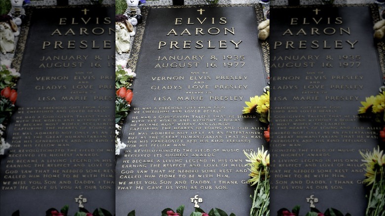 Elvis tombstone