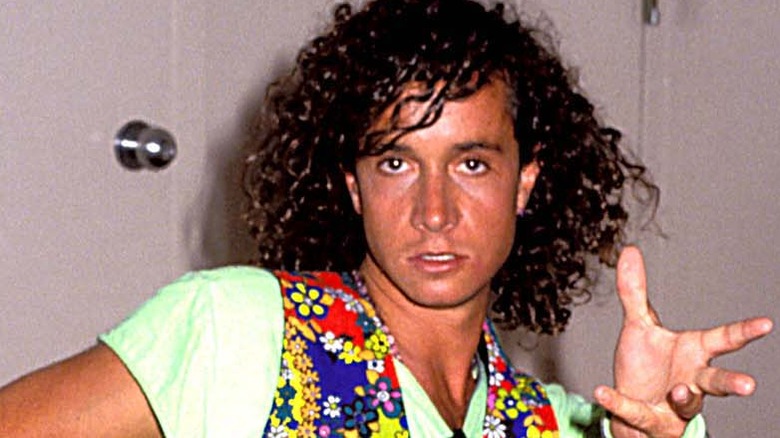 Pauly Shore 1990 vamping