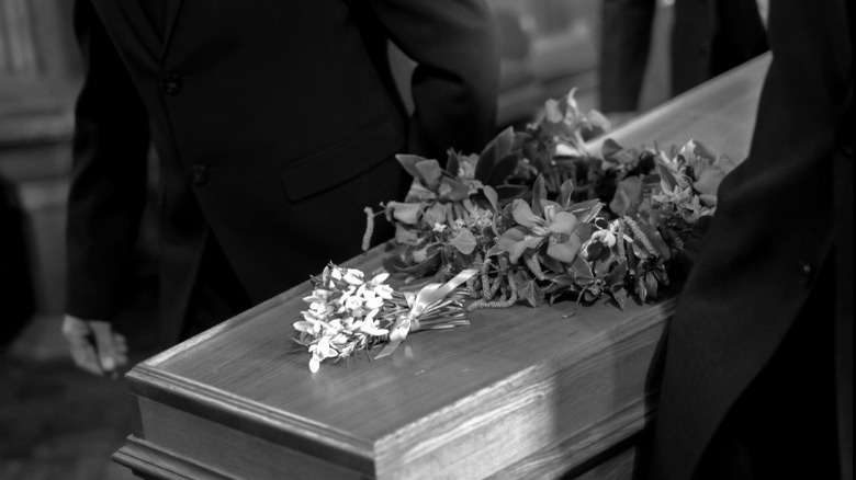 casket funeral greyscale 