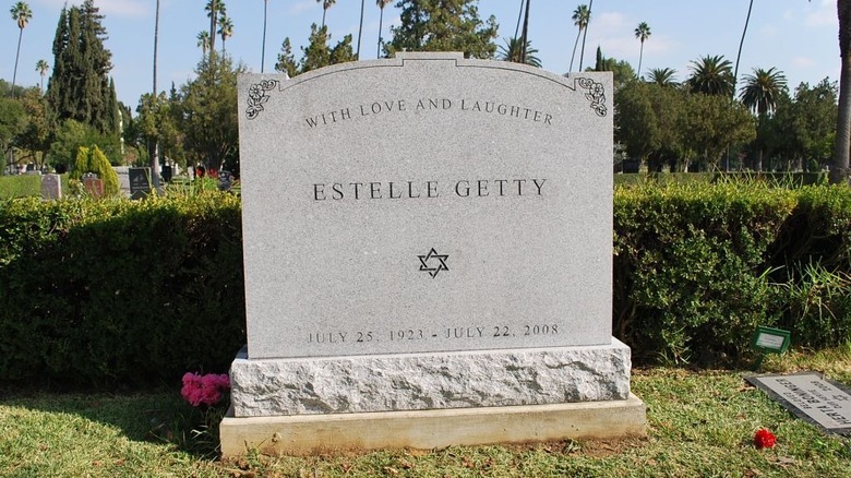 Estelle Getty's gravesite