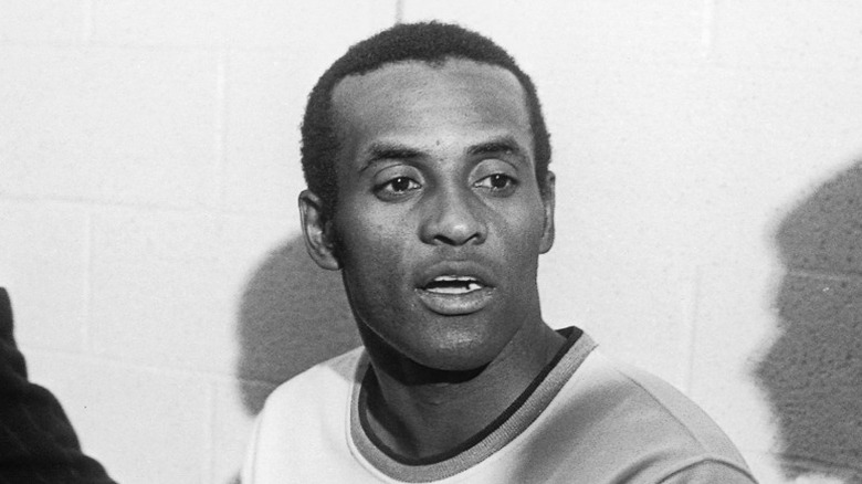 Roberto Clemente talking