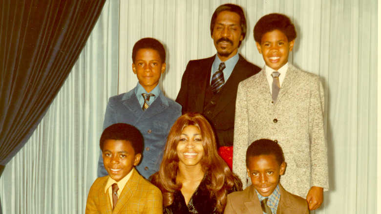 Tina and Ike Turner with four children