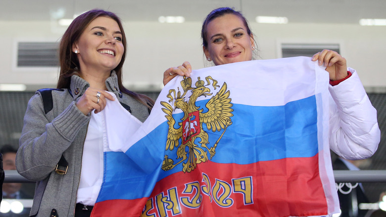 Alina Kabaeva with flag