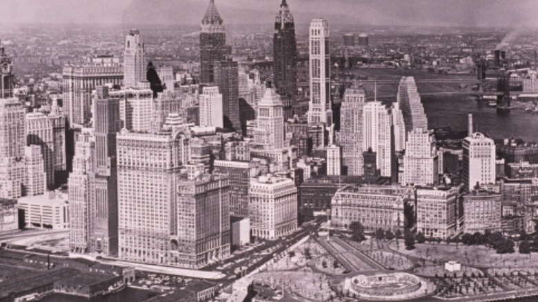 New York City skyline in the 1940s