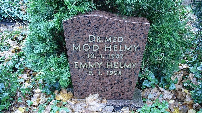 The grave Mohammed and Emmy Helmy