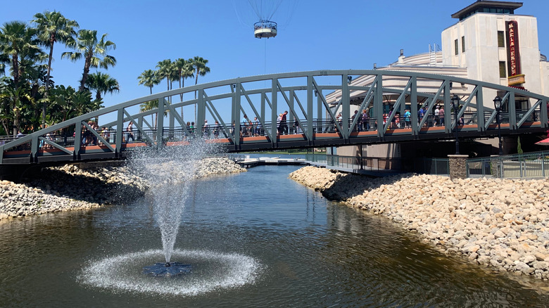 Fountain at Disney World 