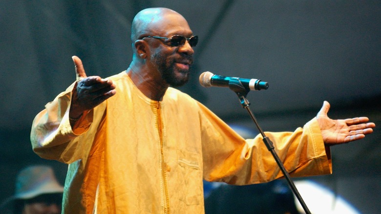 Isaac Hayes at 2007 concert 