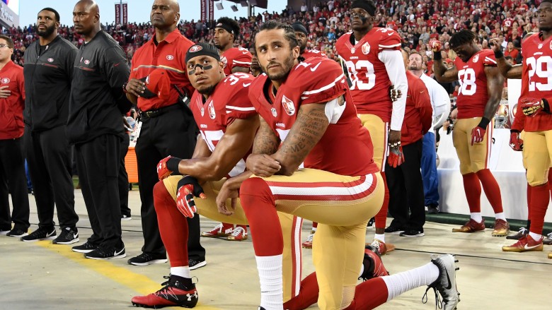 colin kaepernick kneeling