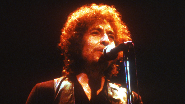 Bob Dylan performing