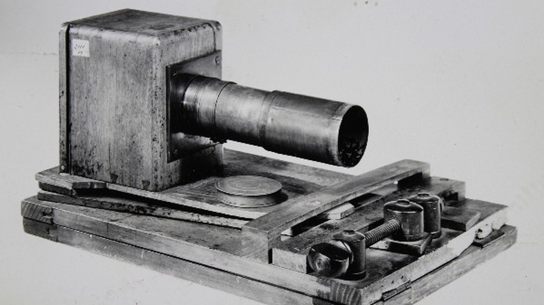 Daguerreotype camera