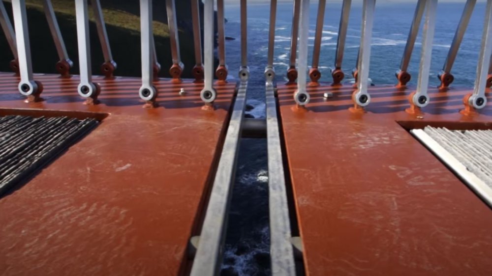 A closeup of the 40 mm gap between the two halves of Tintagel Castle's new footbridge