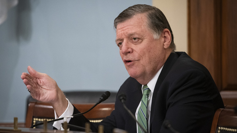 Tom Cole makes a point