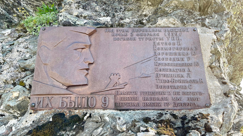 dyatlov pass monument