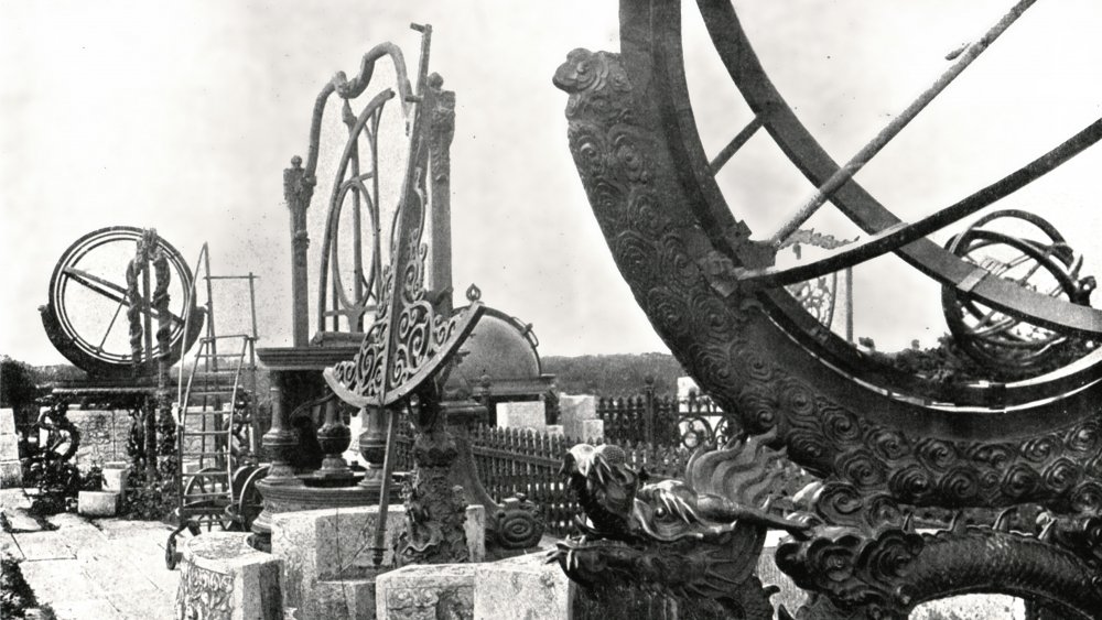 Some Instruments on top of the Observatory, Pekin', China, 1895. 