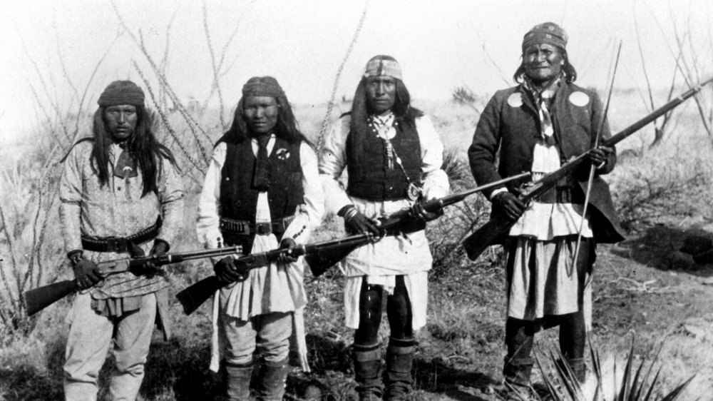 Geronimo (right) with several of his followers in 1890 