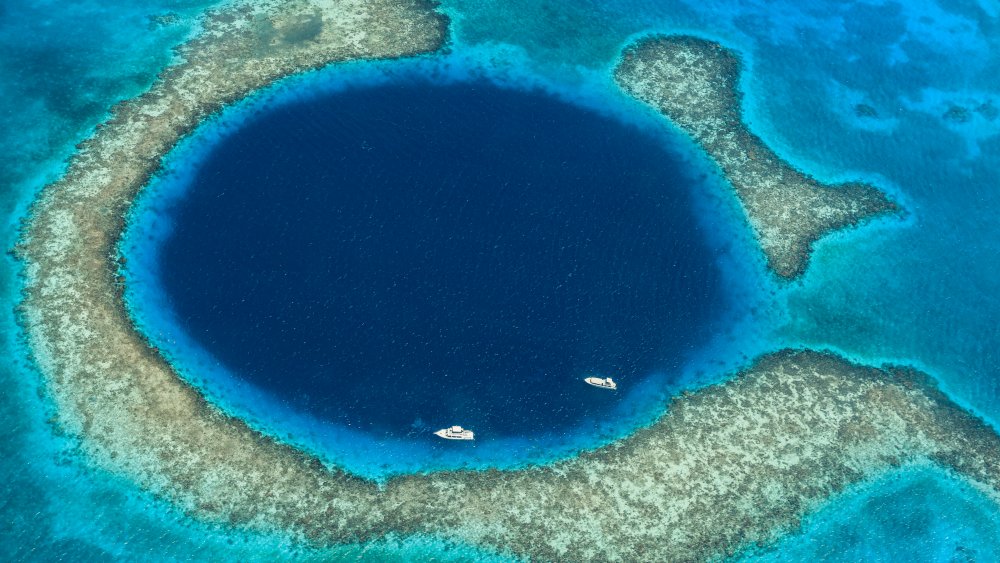 Great blue hole off the coast of Belize