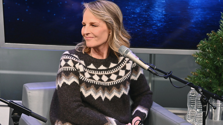 Helen Hunt sat smiling interview