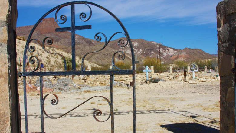 old west cemetery