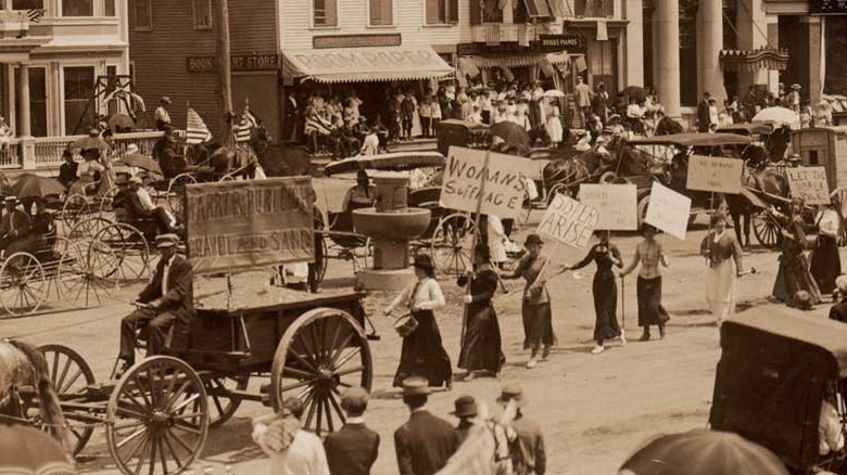 Women campaign in Maine