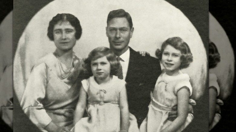 George VI w/family