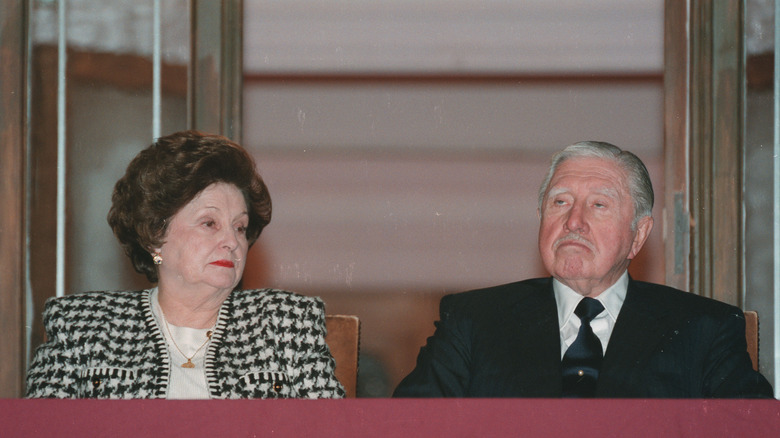 Augusto Pinochet sitting with his wife