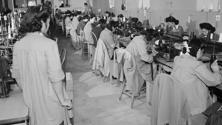 inmates at a relocation center in california internment camp