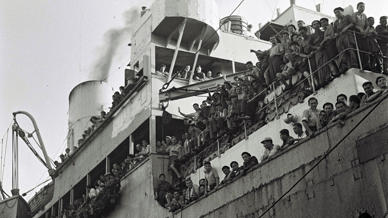 world war II ship jewish refugees