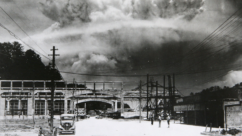 Atomic bomb dropped on Nagasaki