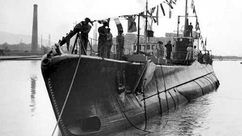 Men standing on the Barbarigo's deck