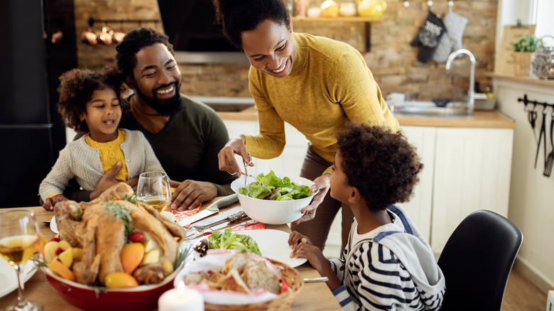 family at thanksgiving dinner